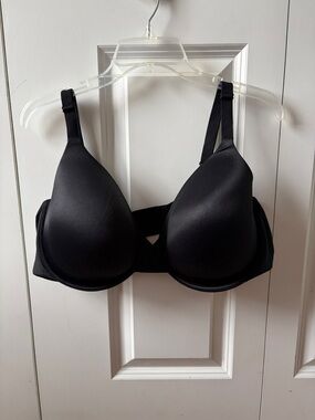 Old Navy Black Molded T-Shirt Bra Women’s Size 42DD